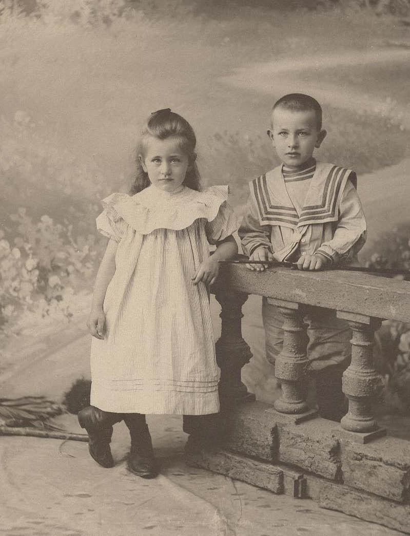 Gottfried & Anna Leibbrandt (1900-1843).jpg